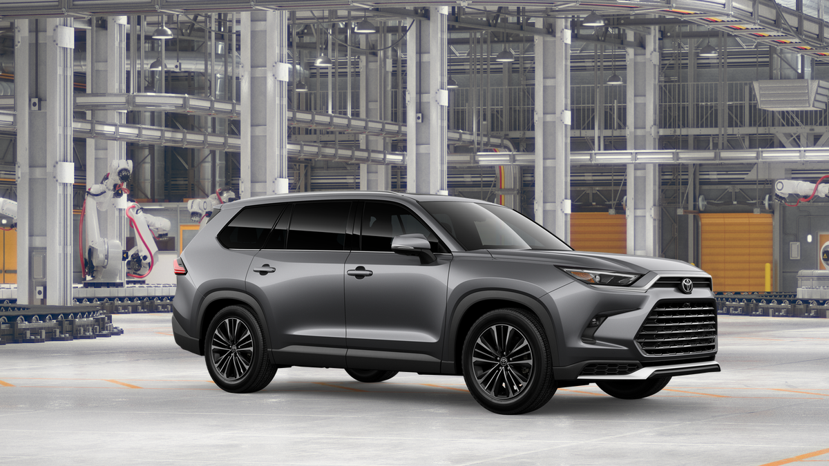 2026 Toyota Grand Highlander Hybrid MAX Platinum photo 11