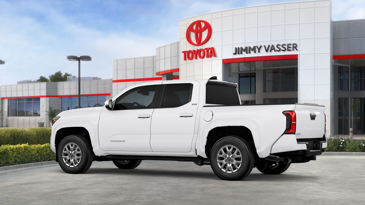 2025 Toyota Tacoma SR5 Double Cab photo 17