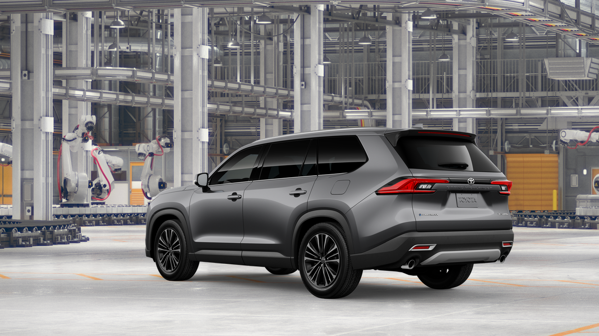 2026 Toyota Grand Highlander Hybrid MAX Platinum photo 3