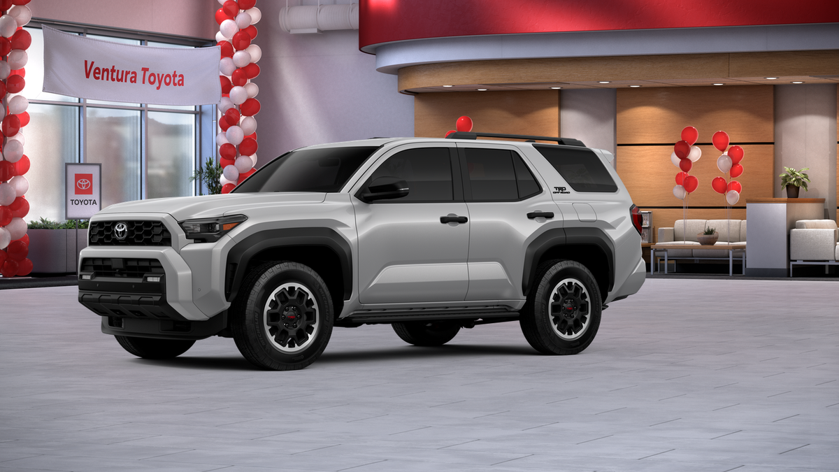 2025 Toyota 4Runner TRD Off-Road photo 2
