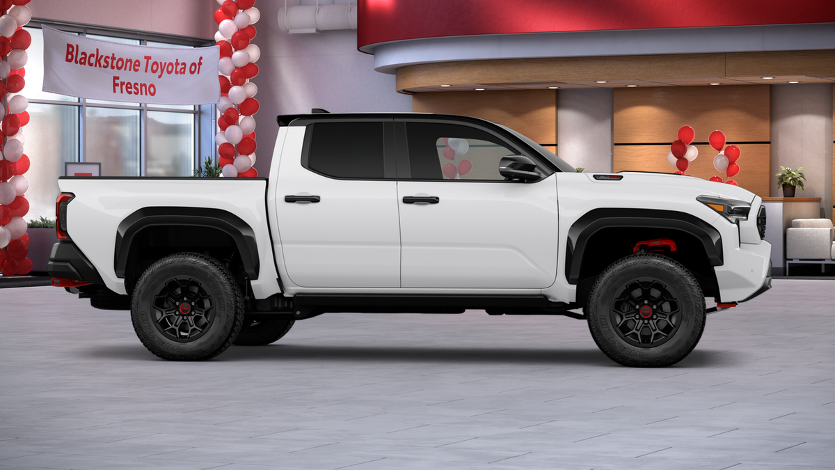 2026 Toyota Tacoma TRD Pro - Photo 16