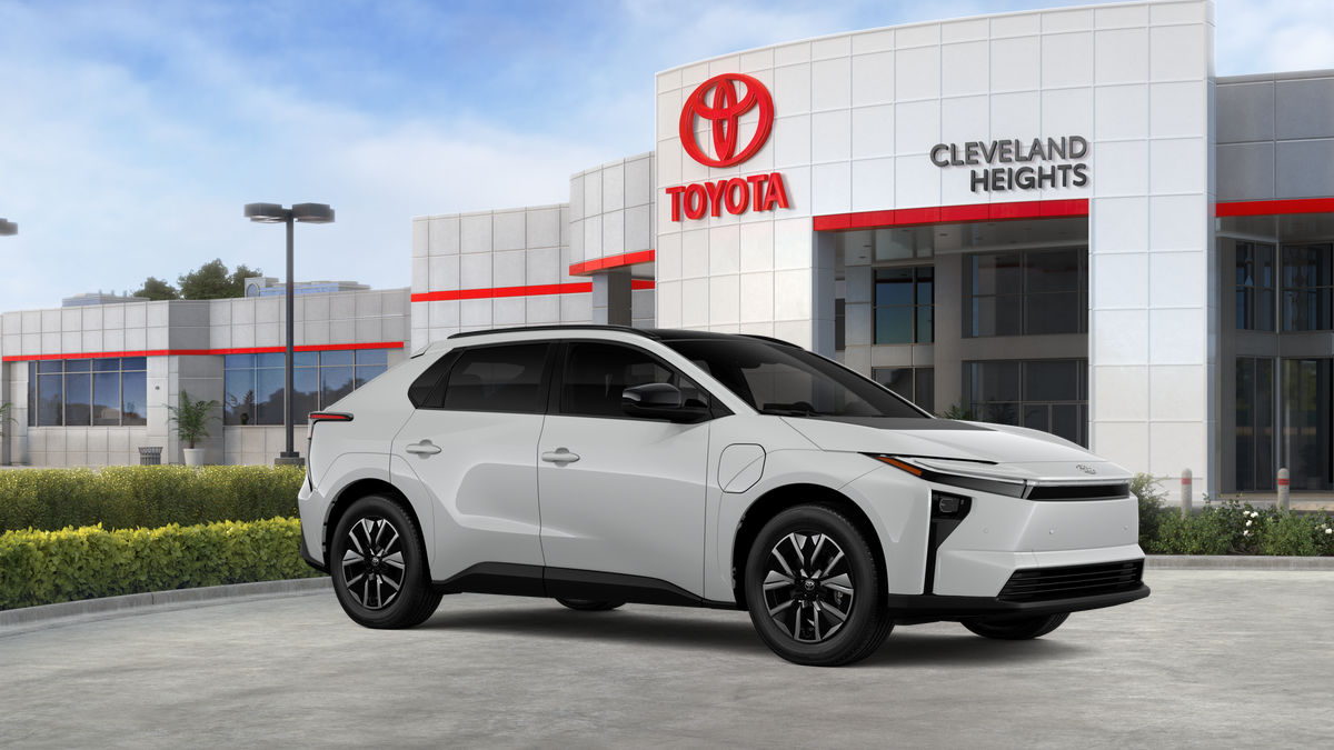 2026 Toyota bZ XLE - Photo 39