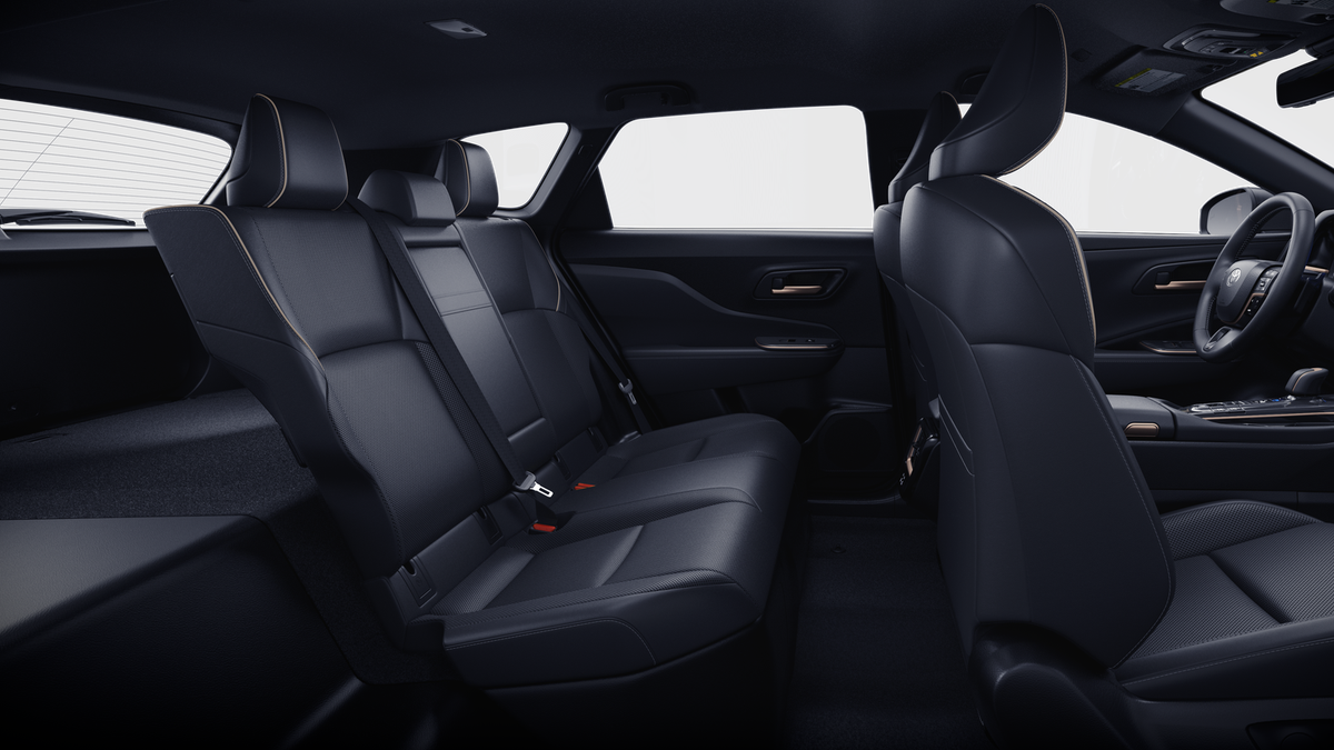 2025 Toyota Crown Signia XLE photo 25