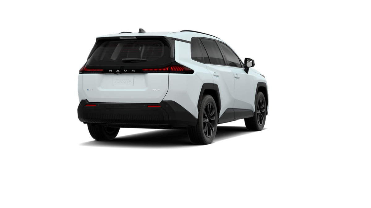 New 2026 Wind Chill Pearl <sup>1</sup> Toyota  XLE Premium image 11