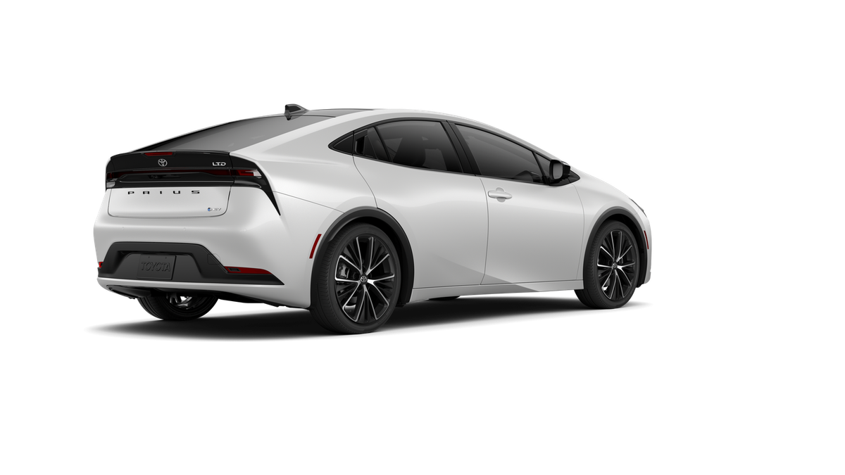 New 2027 Wind Chill Pearl <sup>1</sup> Toyota  Limited image 12