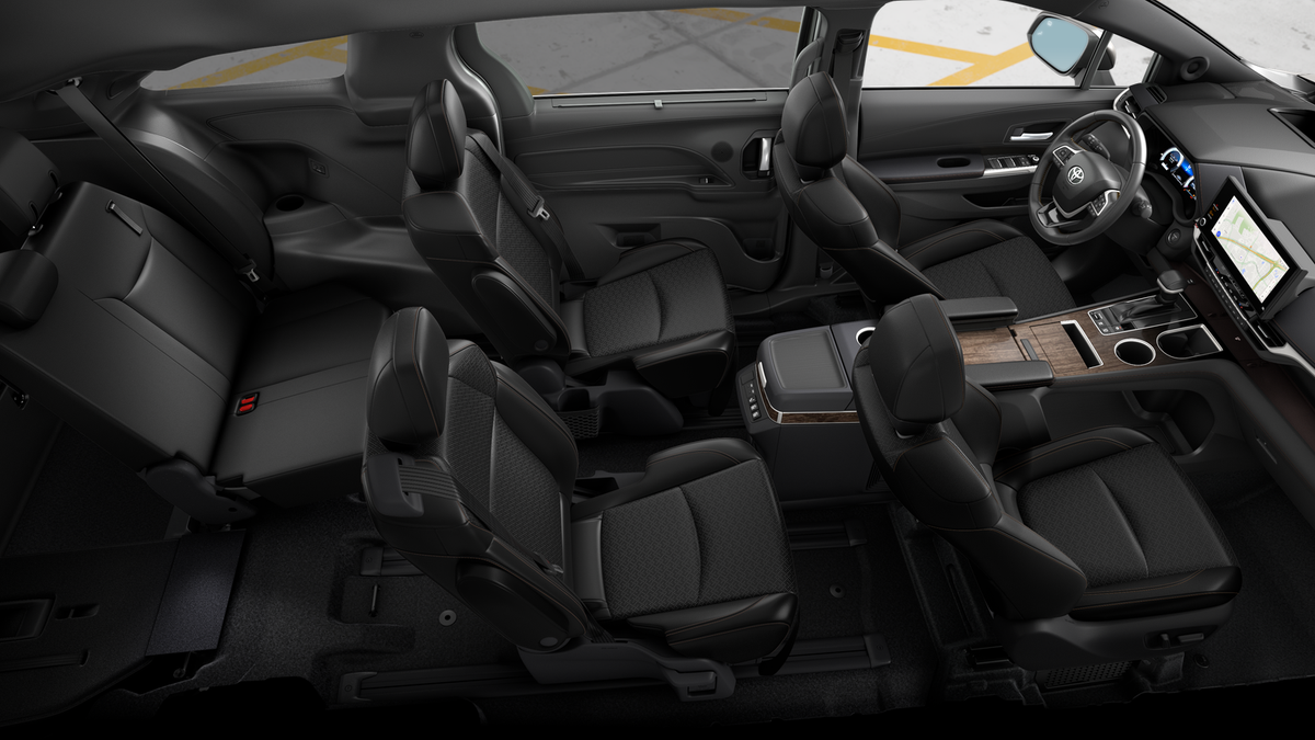 2025 Toyota Sienna Platinum photo 21