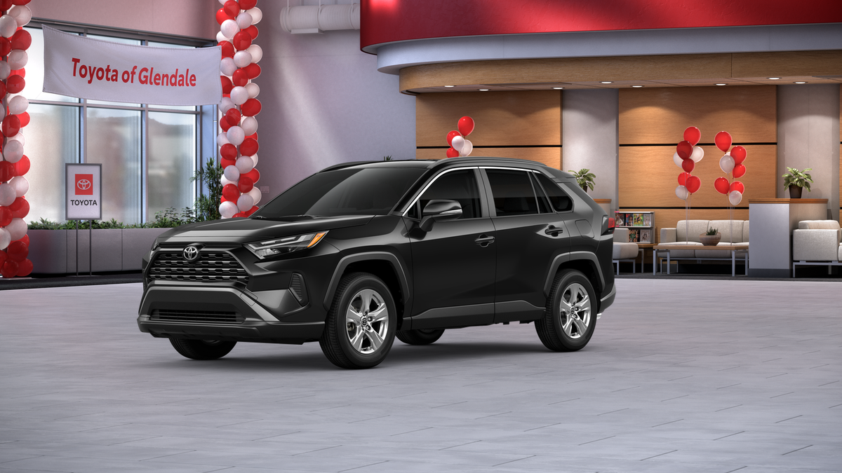 2025 Toyota RAV4 XLE photo 2