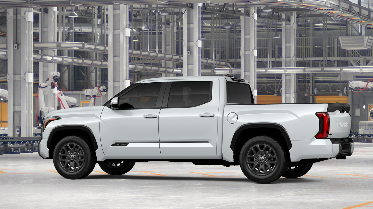 New 2026 Wind Chill Pearl <sup>1</sup> Toyota  Platinum image 7