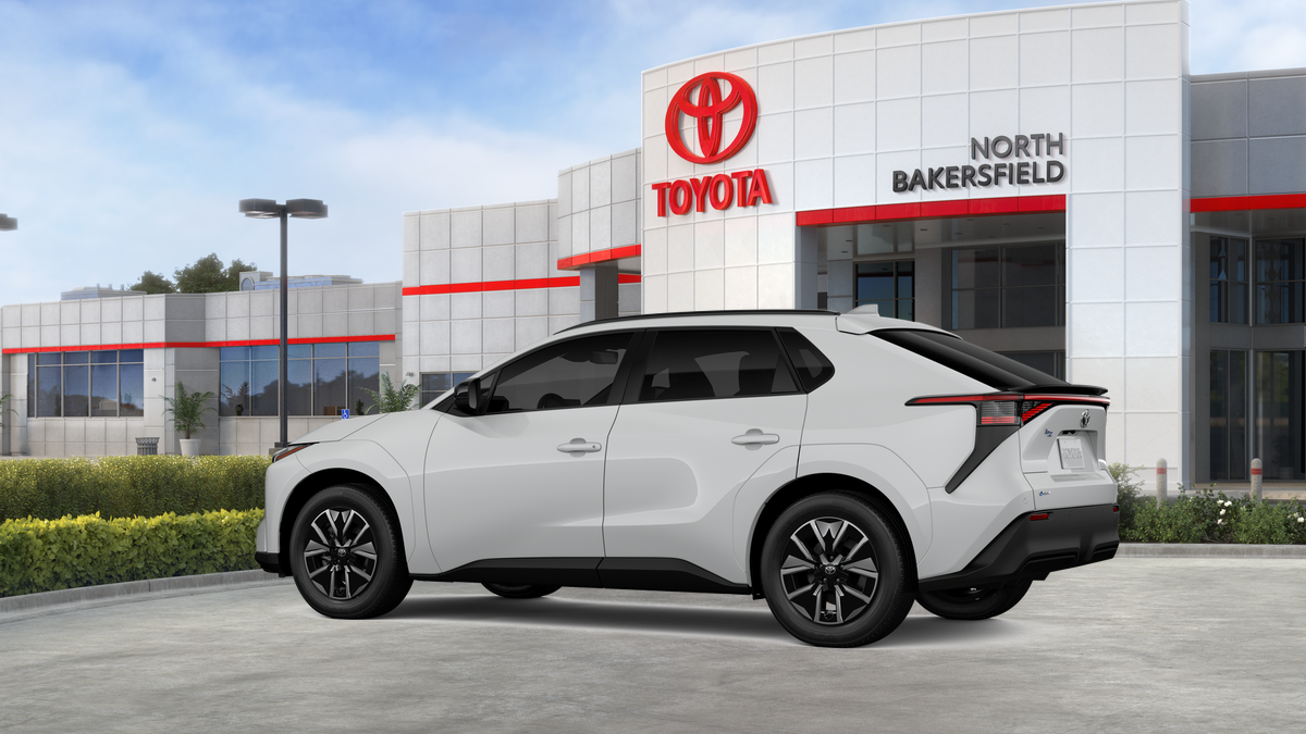 2026 Toyota bZ XLE - Photo 33