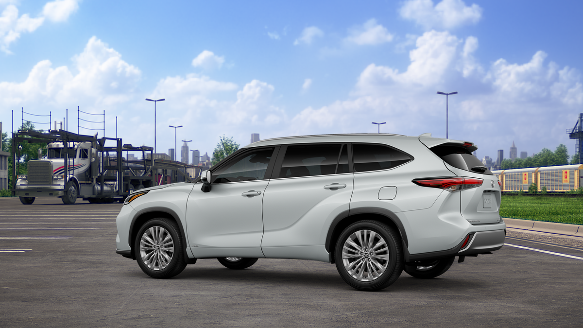 2025 Toyota Highlander Hybrid Platinum photo 7