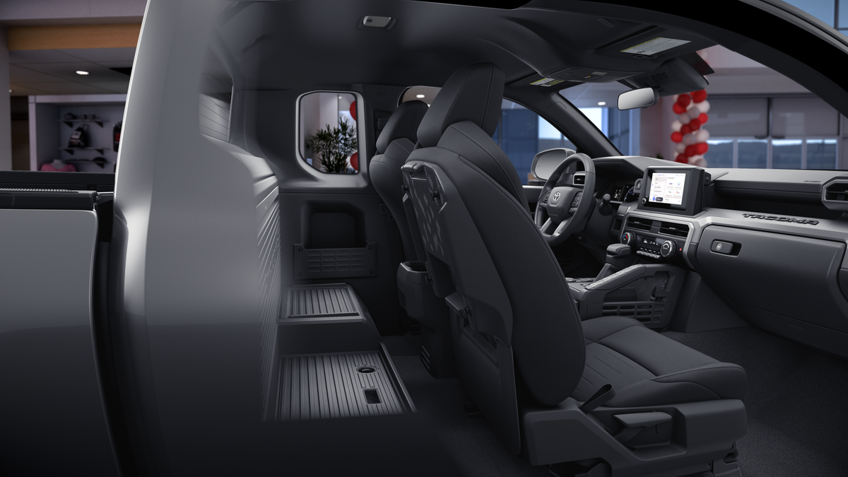 2025 Toyota Tacoma SR5 XtraCab photo 30