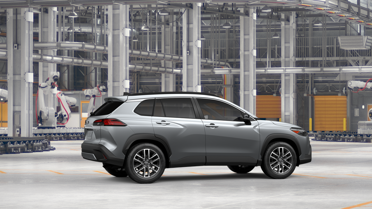 2026 Toyota Corolla Cross XLE photo 12