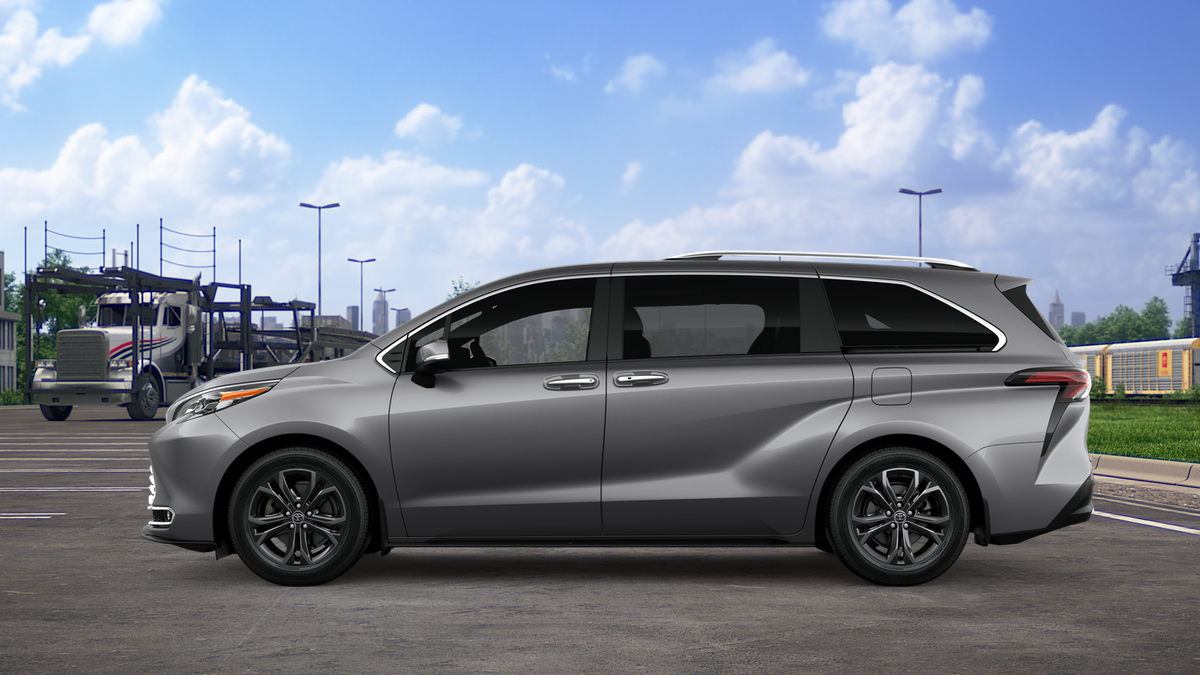 New 2026 Heavy Metal <sup>1</sup> Toyota  Platinum image 6