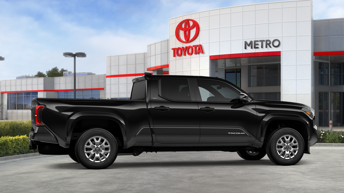 2025 Toyota Tacoma SR5 Double Cab photo 12