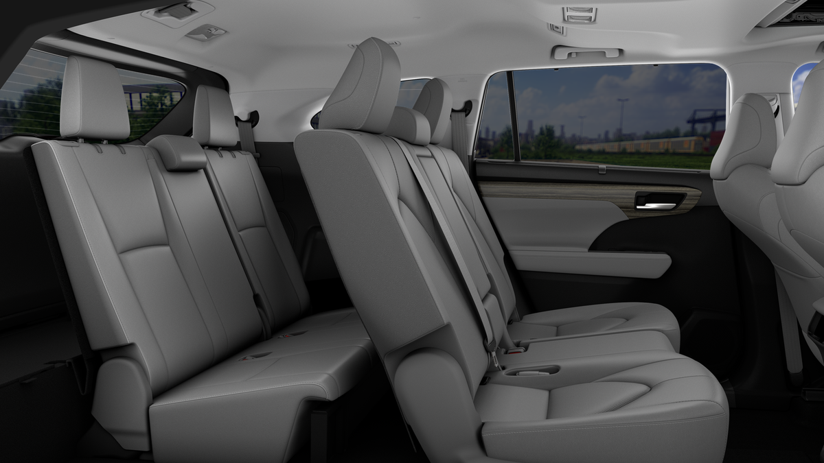 New 2026 Toyota Highlander SUV