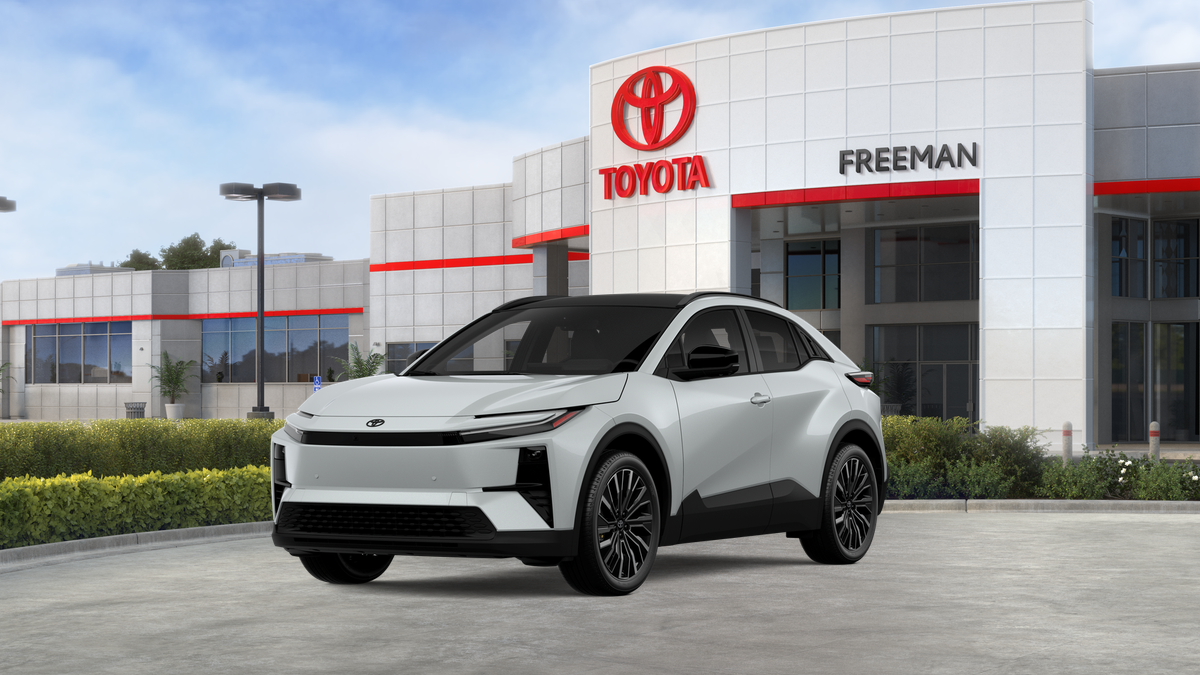 2026 Toyota C-HR XSE AWD's photo