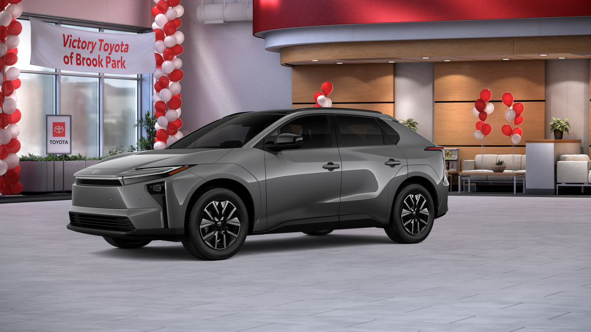 New 2026 Heavy Metal <sup>1</sup> Toyota  XLE image 14