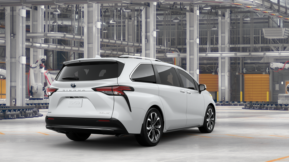 2025 Toyota Sienna Platinum photo 11