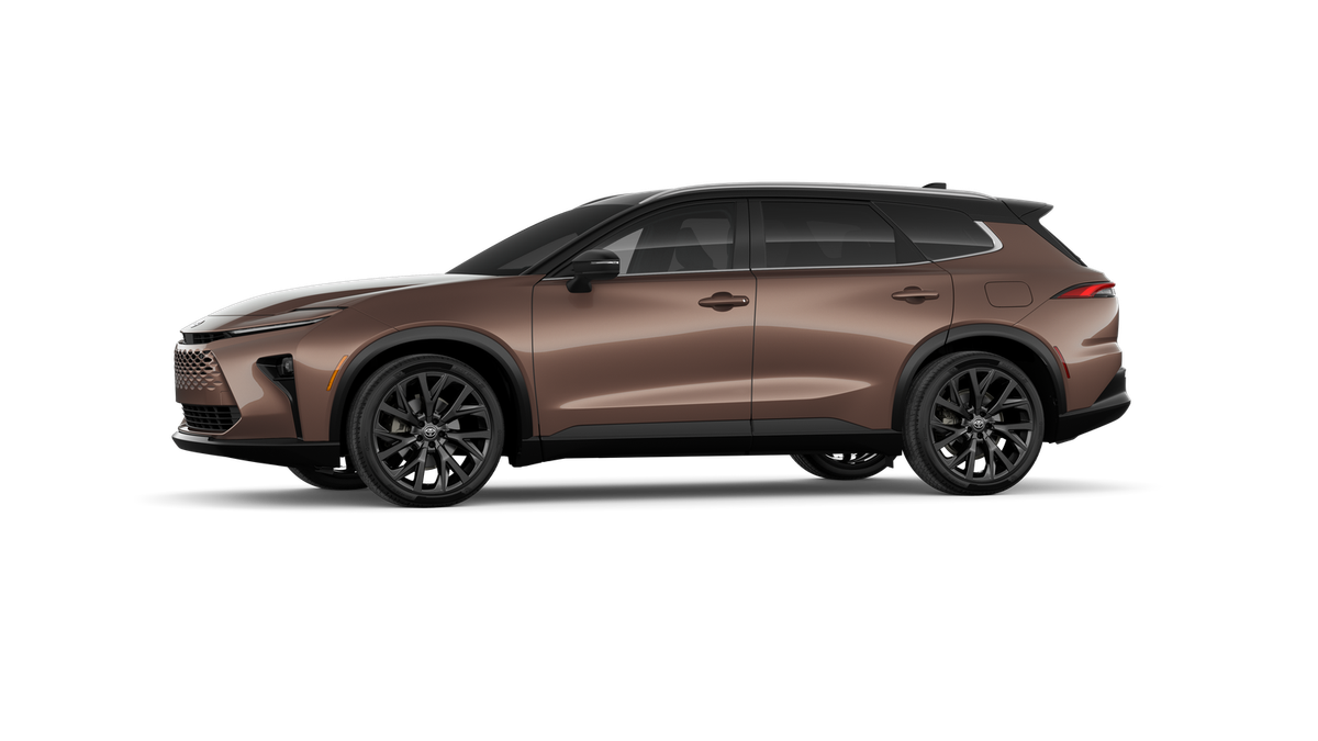 New 2026 Bronze Age with Black roof <sup>1</sup> Toyota  Limited image 5