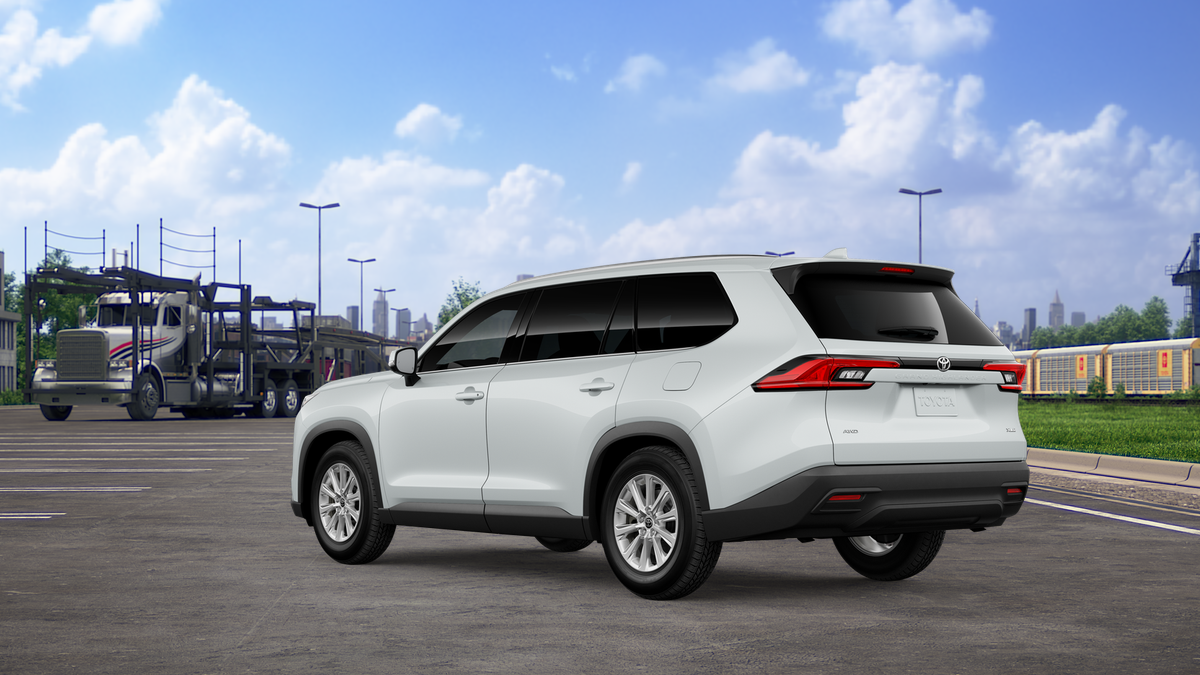 2026 Toyota Grand Highlander XLE photo 7