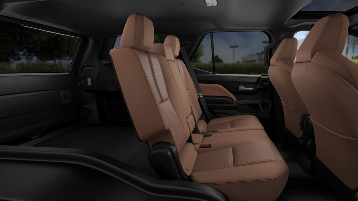 New 2026 Wind Chill Pearl <sup>1</sup> Toyota  Limited image 2