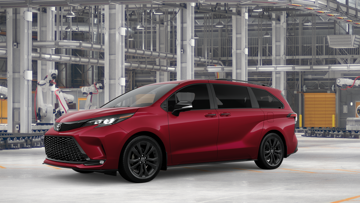 New 2026 Ruby Flare Pearl <sup>1</sup> Toyota  XSE image 3
