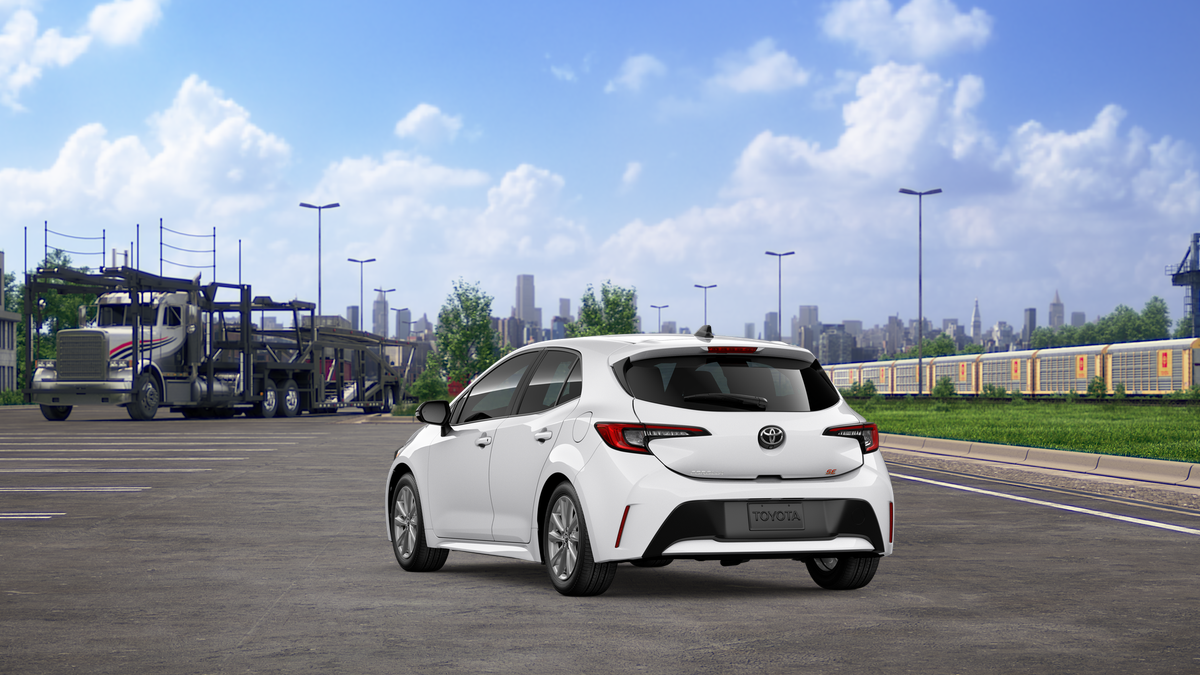 2026 Toyota Corolla SE photo 3