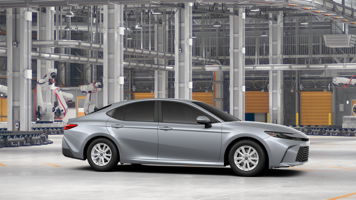 2026 Toyota Camry LE photo 12