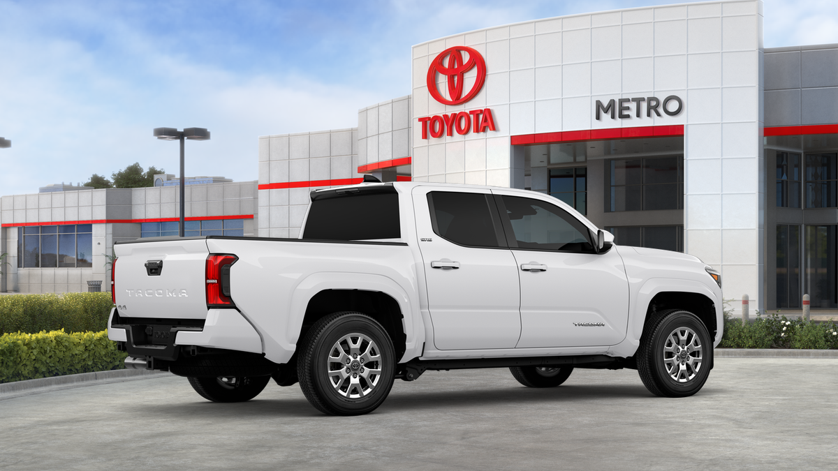 2025 Toyota Tacoma SR5 Double Cab photo 11