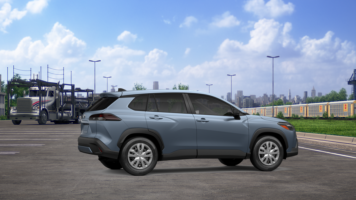 2026 Toyota Corolla Cross L photo 5