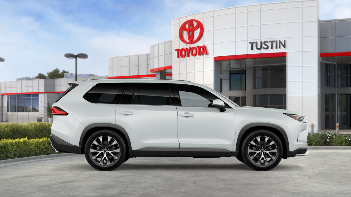 New 2026 Wind Chill Pearl <sup>1</sup> Toyota  MAX Limited image 14