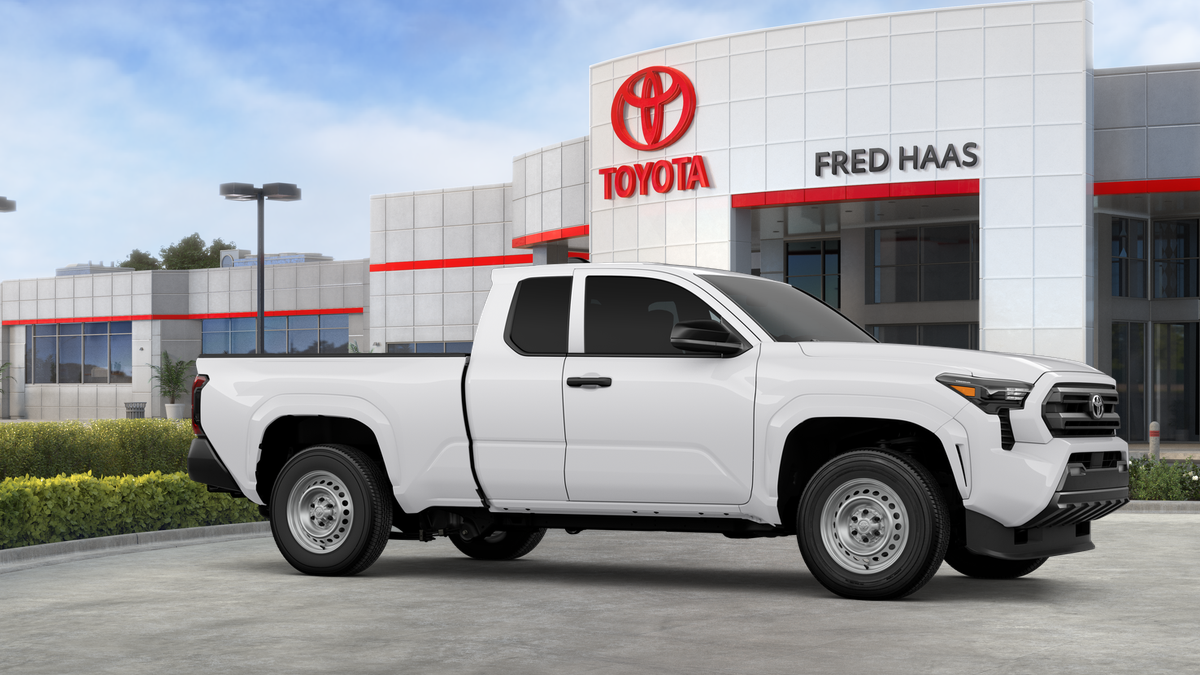 2025 Toyota Tacoma SR XtraCab photo 15