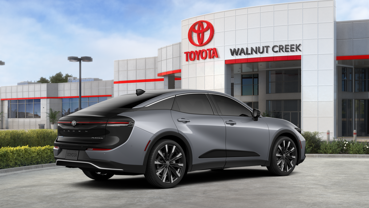 New Heavy Metal/Black 2026 Toyota Crown Platinum for Sale in 