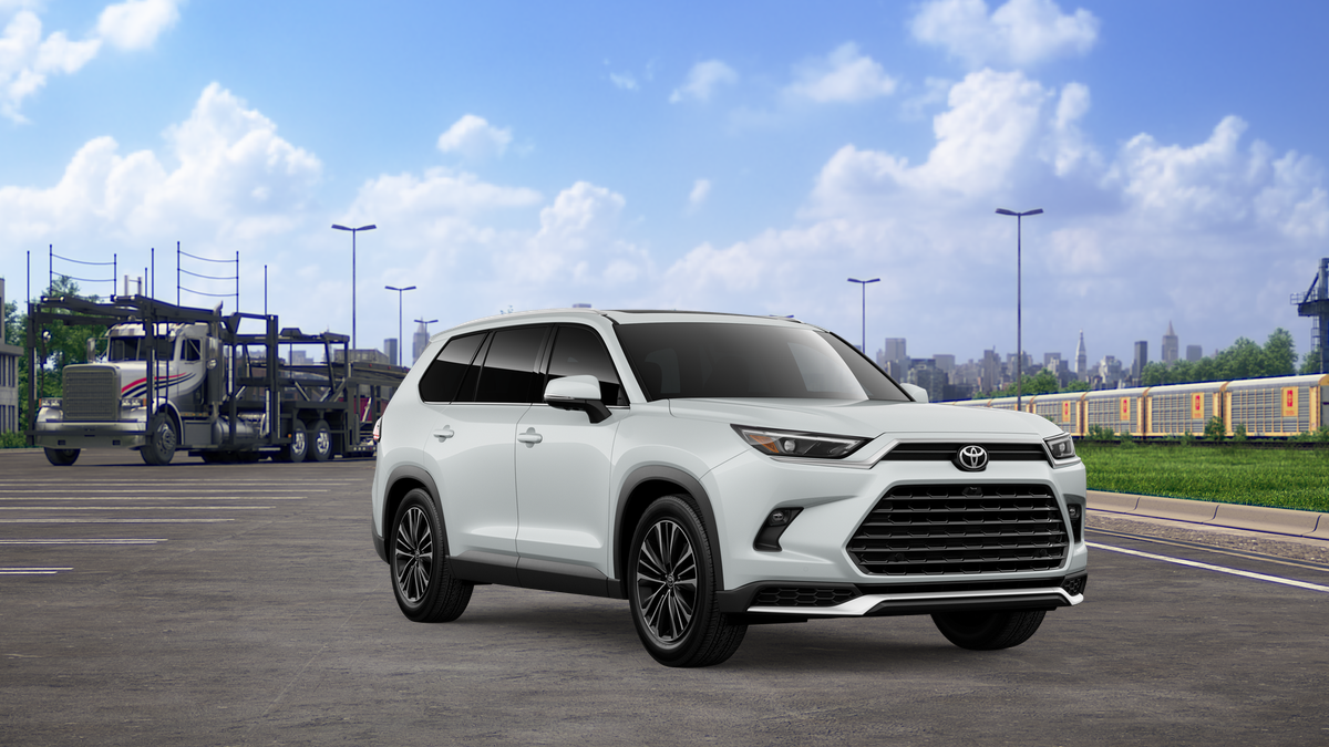 2026 Toyota Highlander Hybrid Platinum photo 16