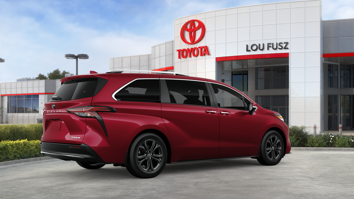New 2026 Ruby Flare Pearl <sup>1</sup> Toyota  Platinum image 17