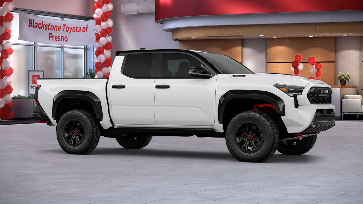 2026 Toyota Tacoma TRD Pro - Photo 17