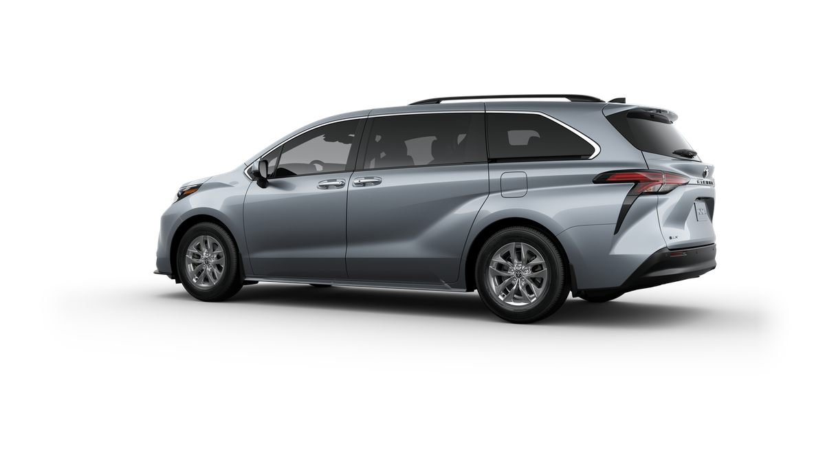 2025 Toyota Sienna XLE photo 37