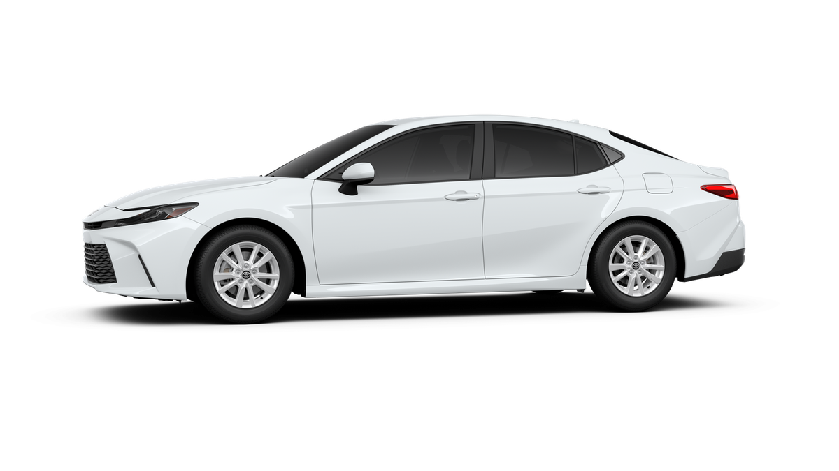2026 Toyota Camry LE photo 14