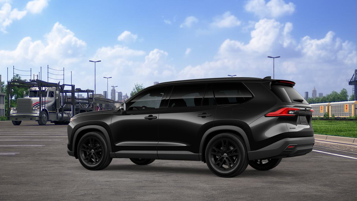 2026 Toyota Highlander Hybrid photo 7