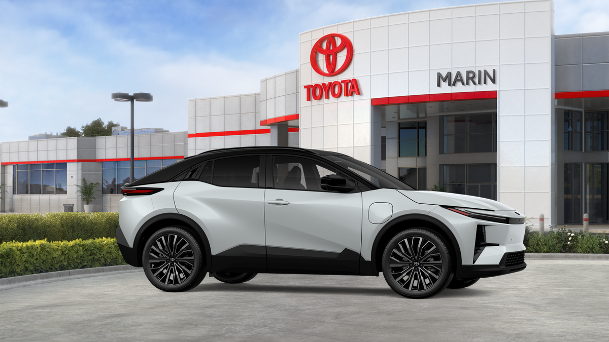 New 2027 Toyota C-HR SUV