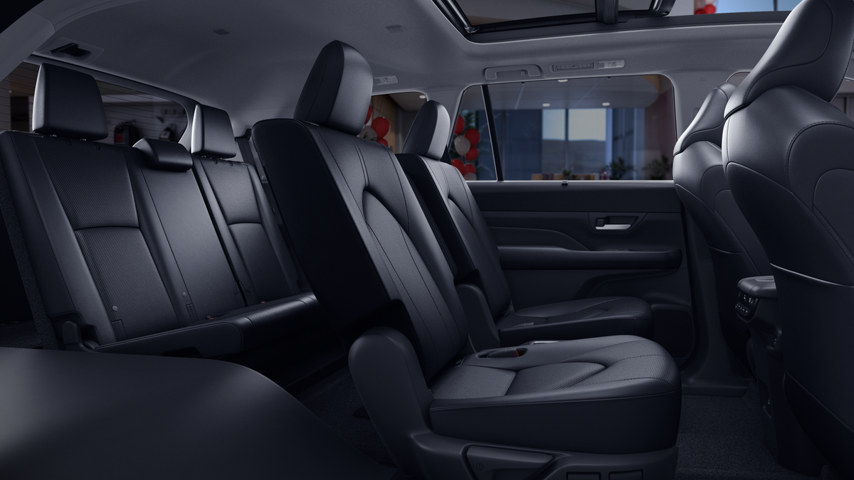 New 2026 Toyota Grand Highlander Hybrid SUV
