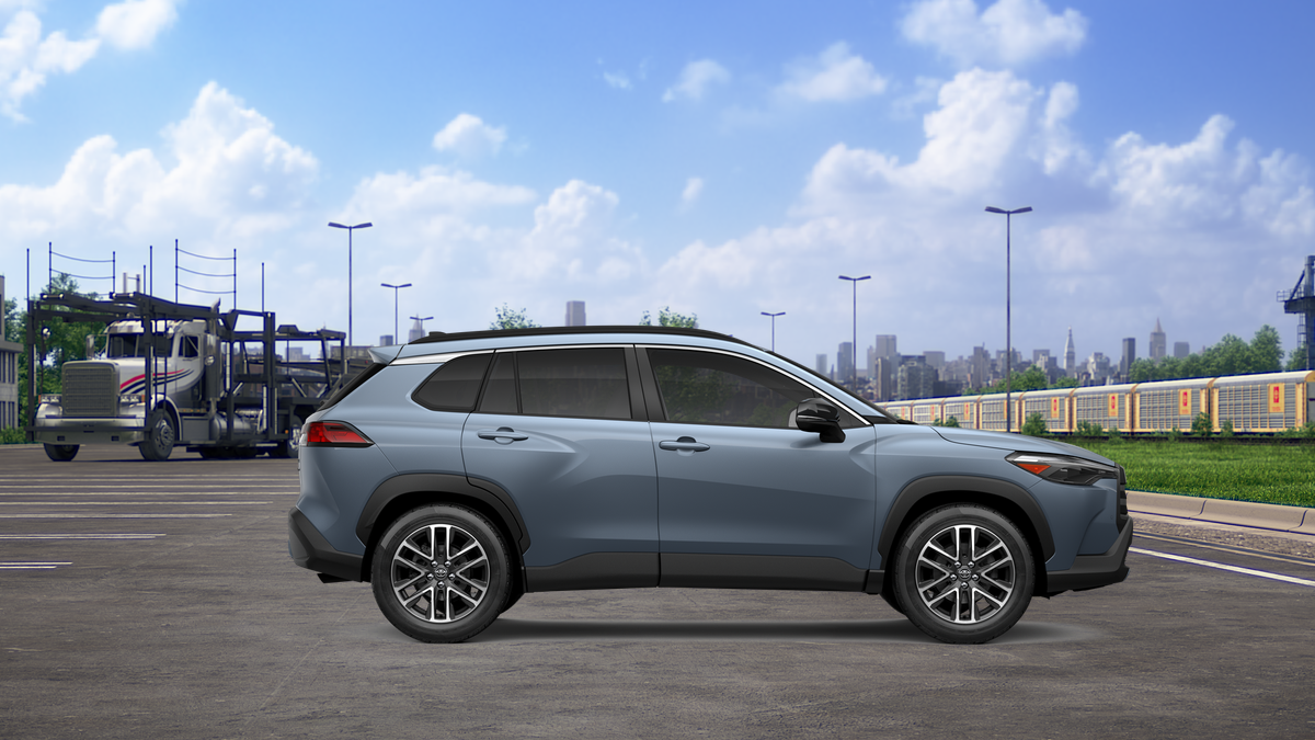 2026 Toyota Corolla Cross XLE photo 12