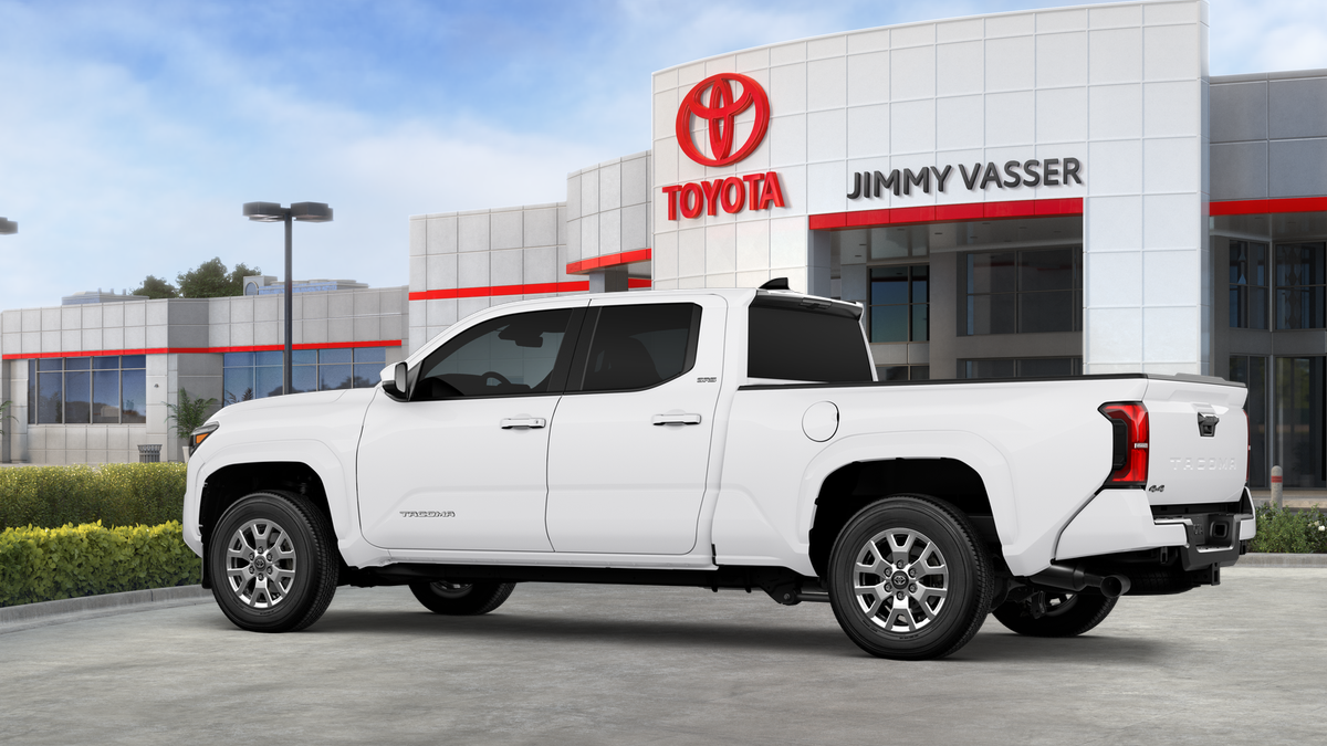 2025 Toyota Tacoma SR5 Double Cab photo 5