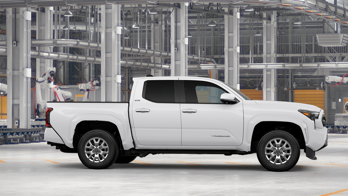 2025 Toyota Tacoma SR5 Double Cab photo 13