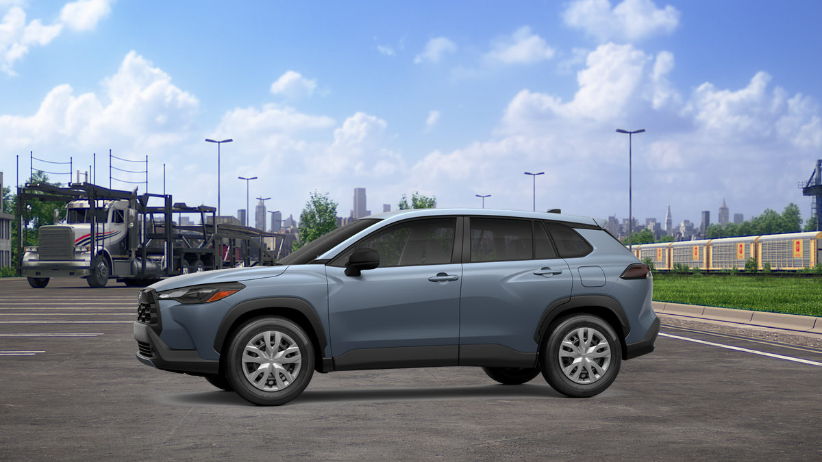 2026 Toyota Corolla Cross L photo 4