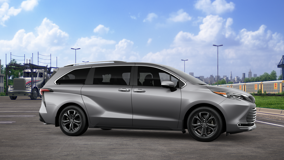 New 2026 Heavy Metal <sup>1</sup> Toyota  Platinum image 15