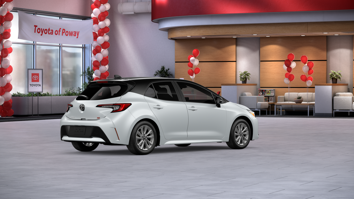 New 2027 Wind Chill Pearl with Black roof <sup>1</sup> Toyota  SE image 34