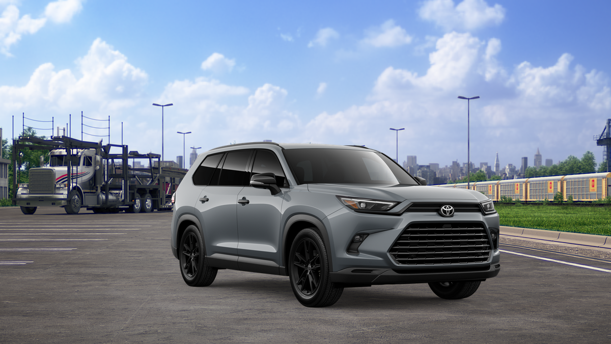 2026 Toyota Highlander Hybrid photo 17