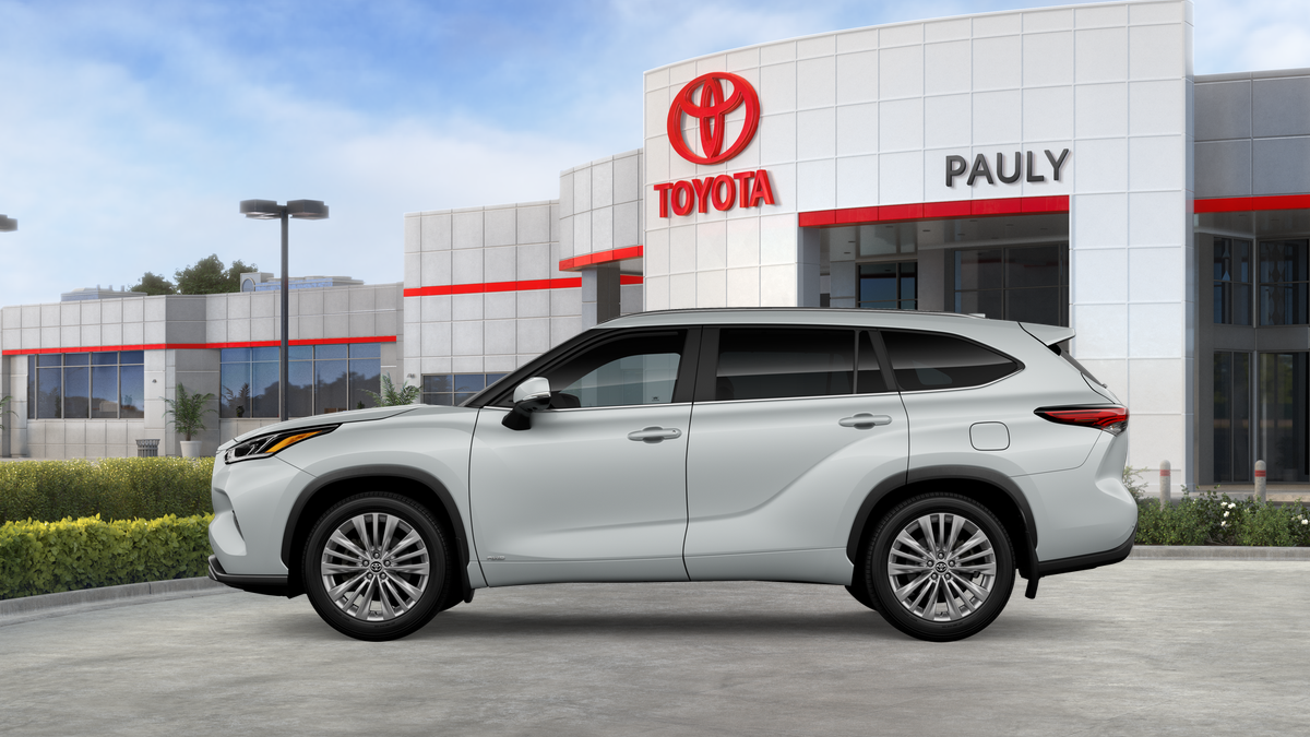 New 2026 Toyota Highlander Hybrid SUV