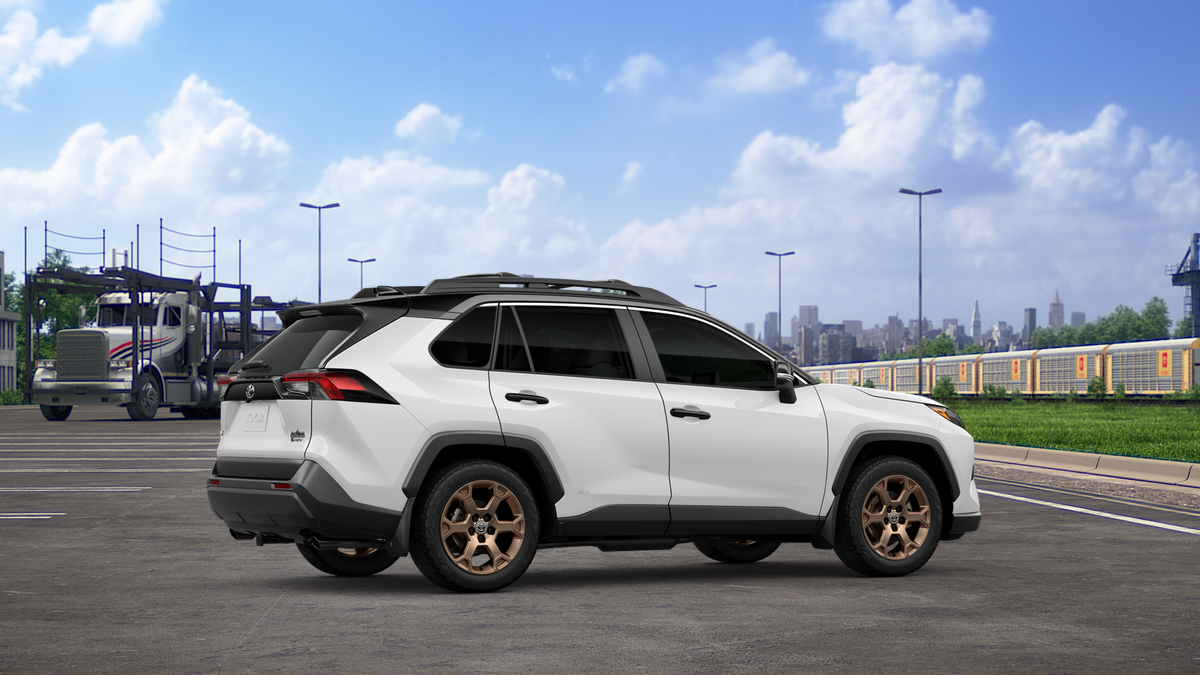 2025 Toyota RAV4 Hybrid photo 10